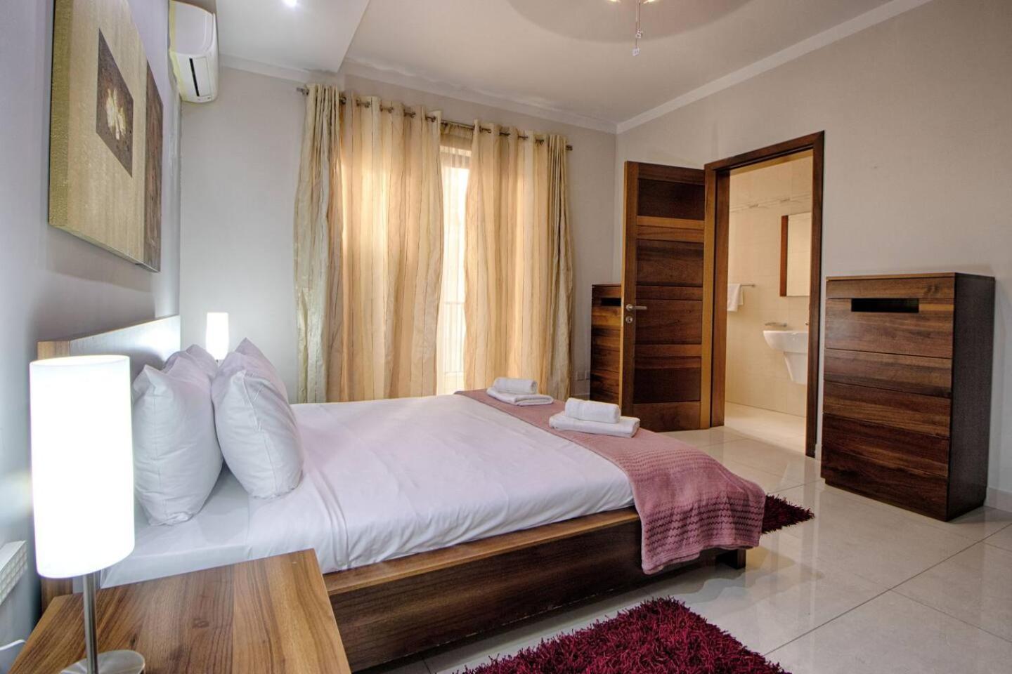 The Strand Apartments By Homely Sliema Buitenkant foto
